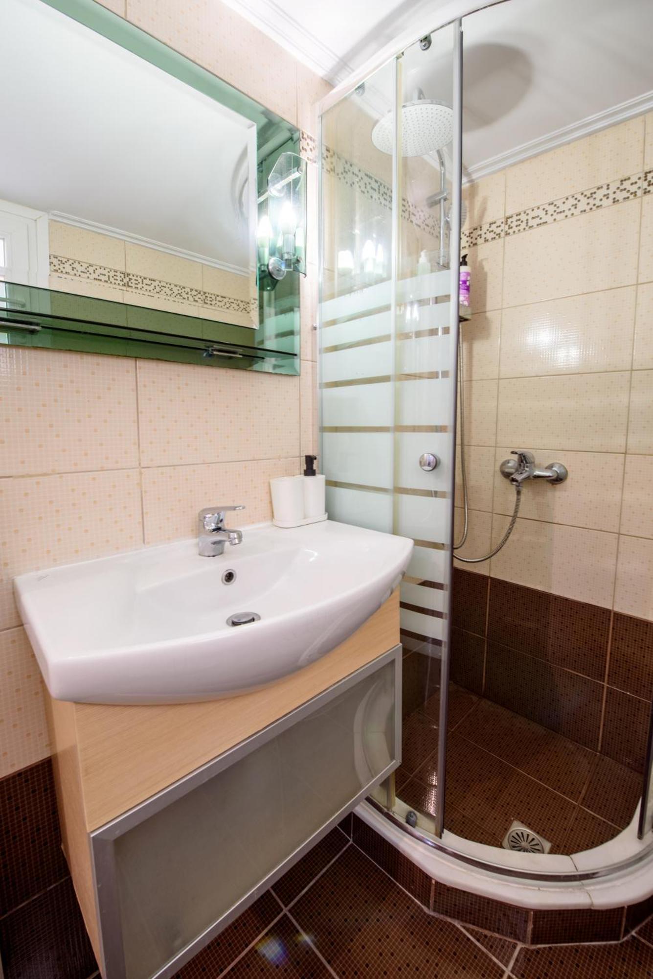 Apartment Spacious And Modern One Bedroom Athens